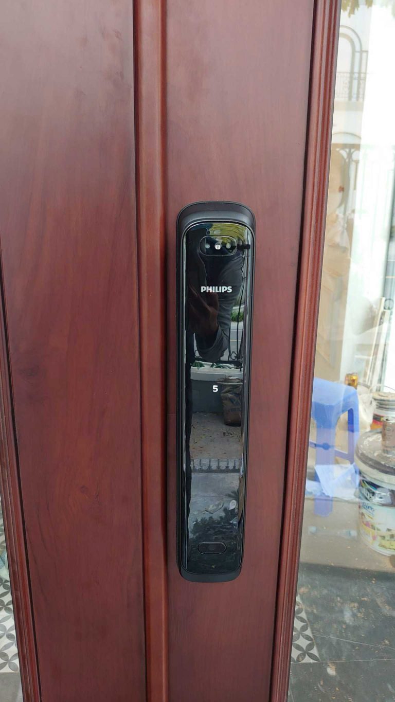 Khóa thông minh Philips DDL702-8HWS